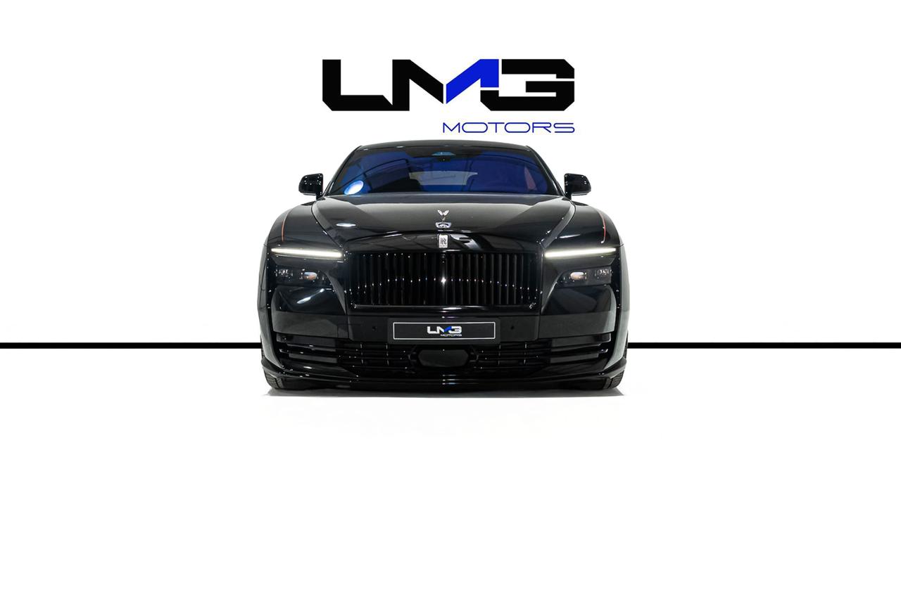 ROLLS-ROYCE SPECTRE