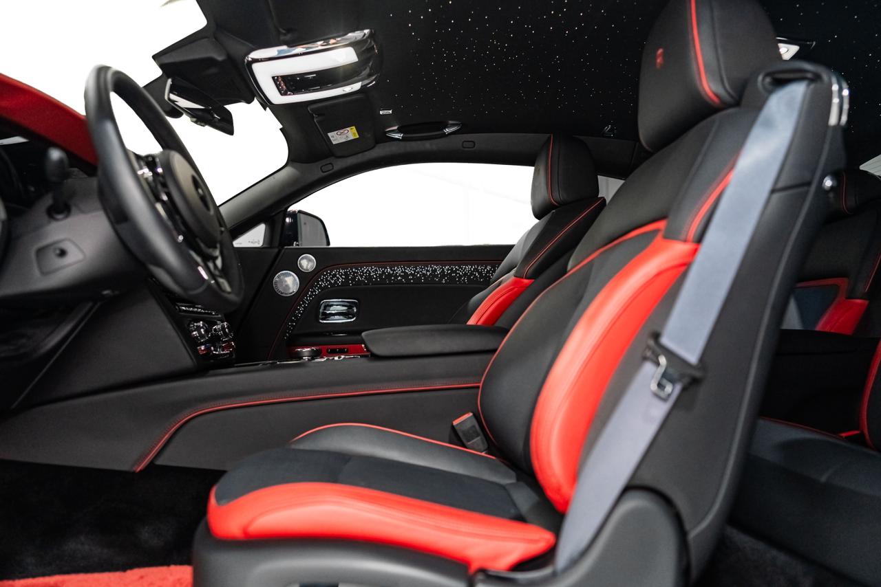 ROLLS-ROYCE SPECTRE
