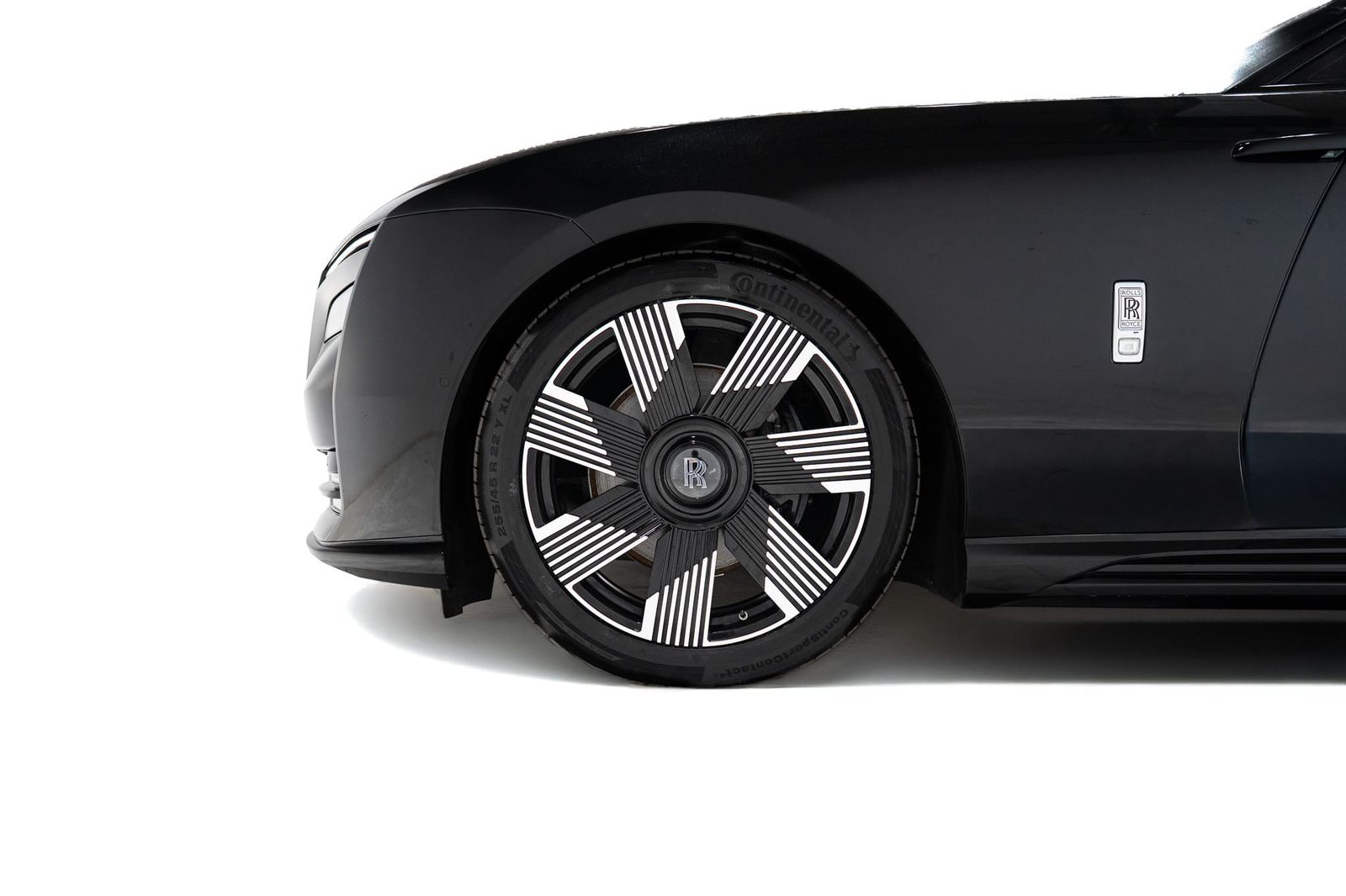 ROLLS-ROYCE SPECTRE