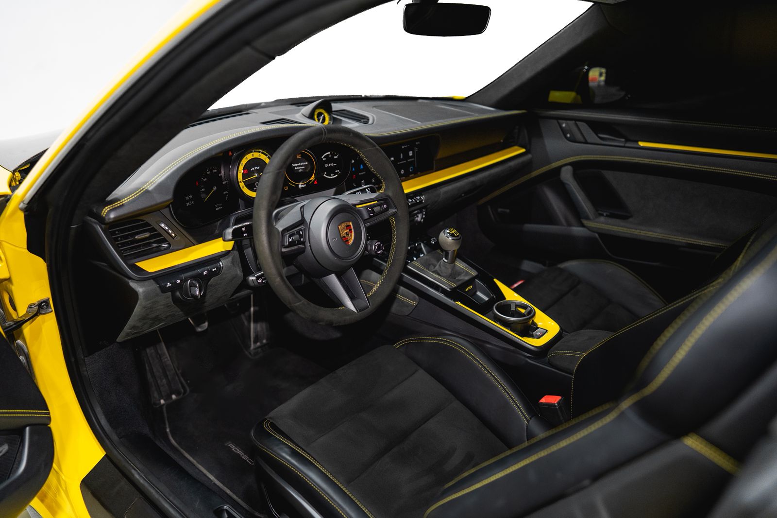 2022 PORSCHE 911 GT3 | MANUAL TRANSMISSION | GCC | AKRAPOVIC EXHAUST SYSTEM | SPORT CHRONO PACKAGE